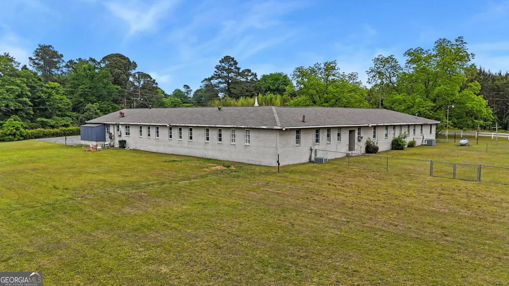 5221 Nisbet DR Macon, GA 31206