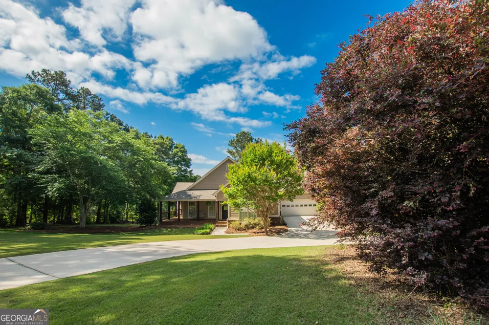 3279 Wages CIR Dacula, GA 30019