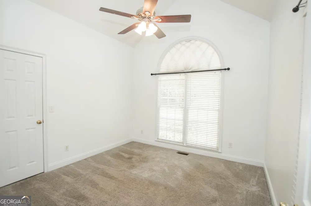 3279 Wages CIR Dacula, GA 30019