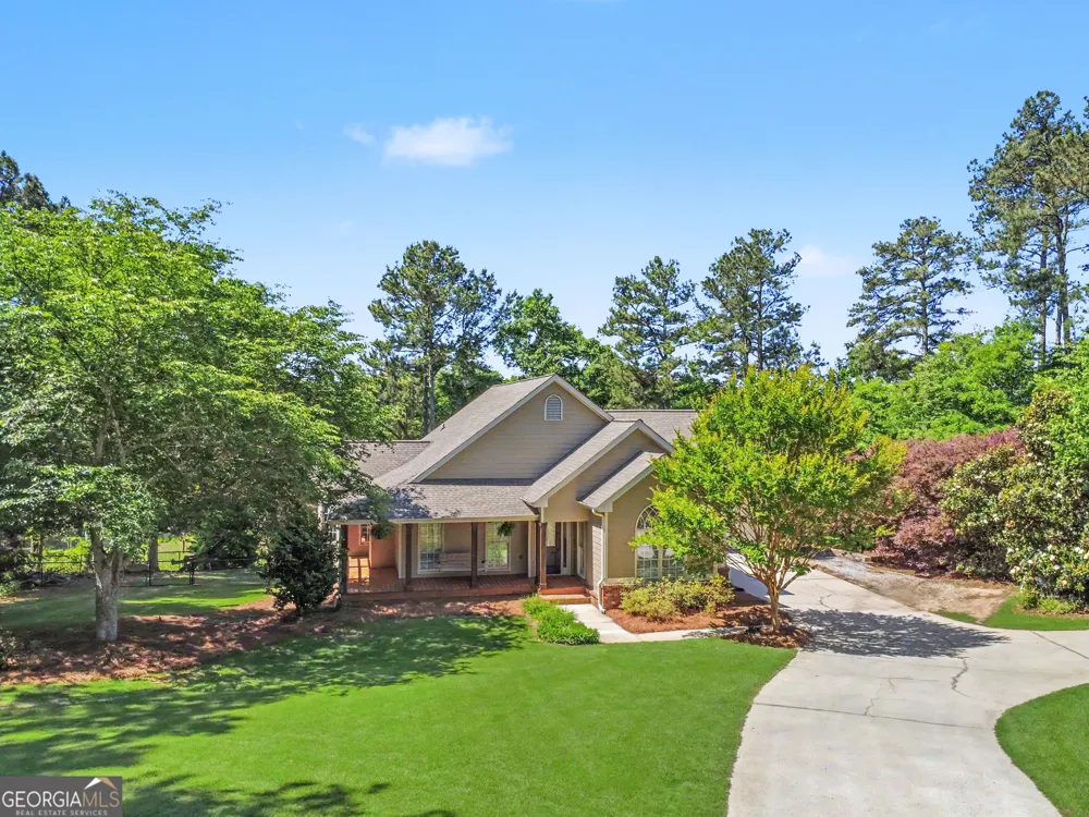 3279 Wages CIR Dacula, GA 30019