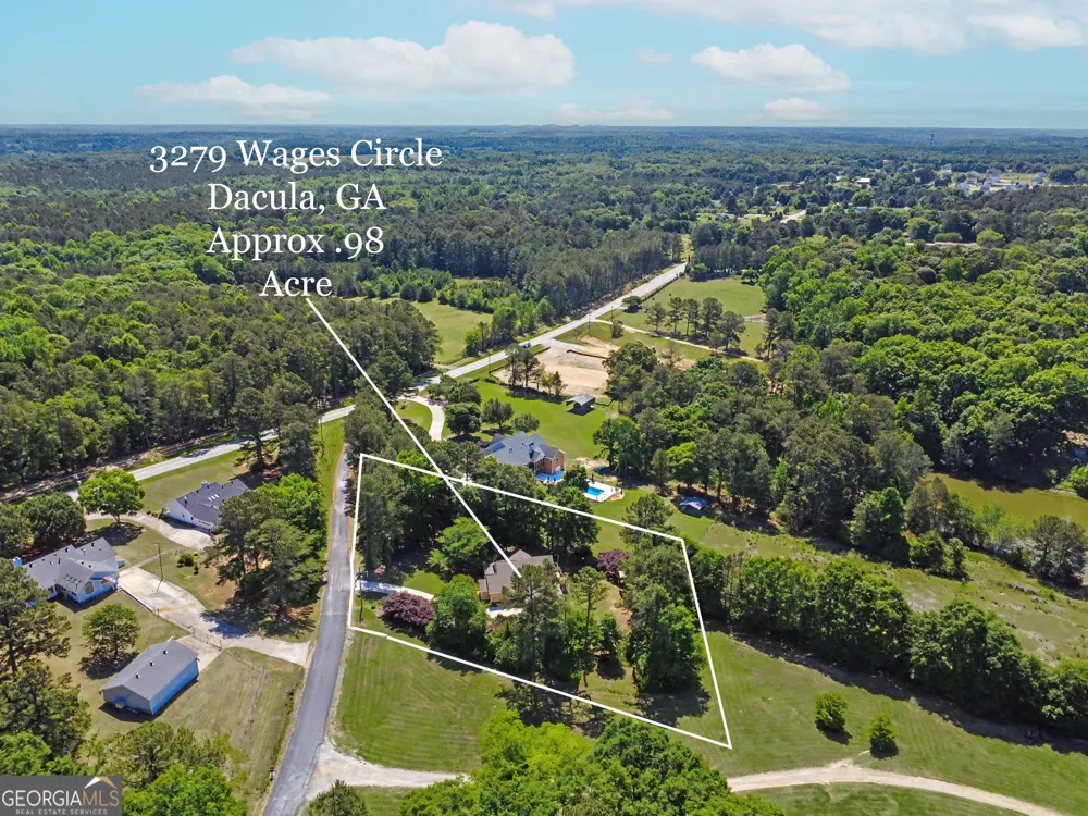 3279 Wages CIR Dacula, GA 30019