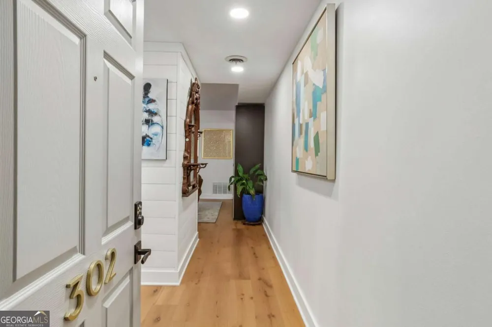 2632 Peachtree RD NW Atlanta, GA 30305