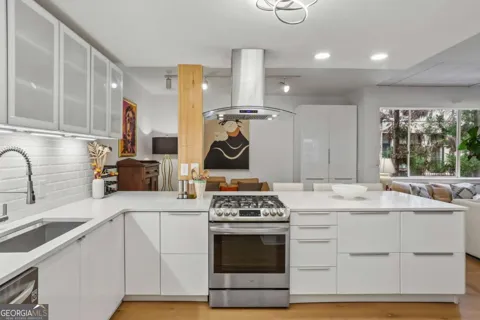 2632 Peachtree RD NW