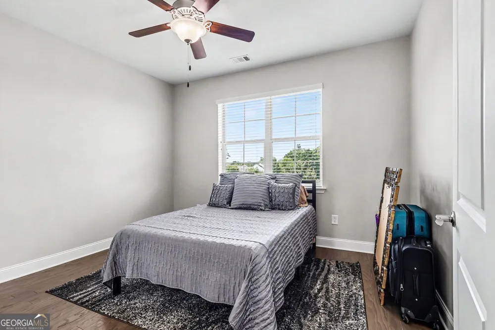 1056 Moorewood LN Smyrna, GA 30080