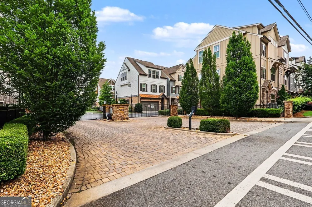 1056 Moorewood LN Smyrna, GA 30080