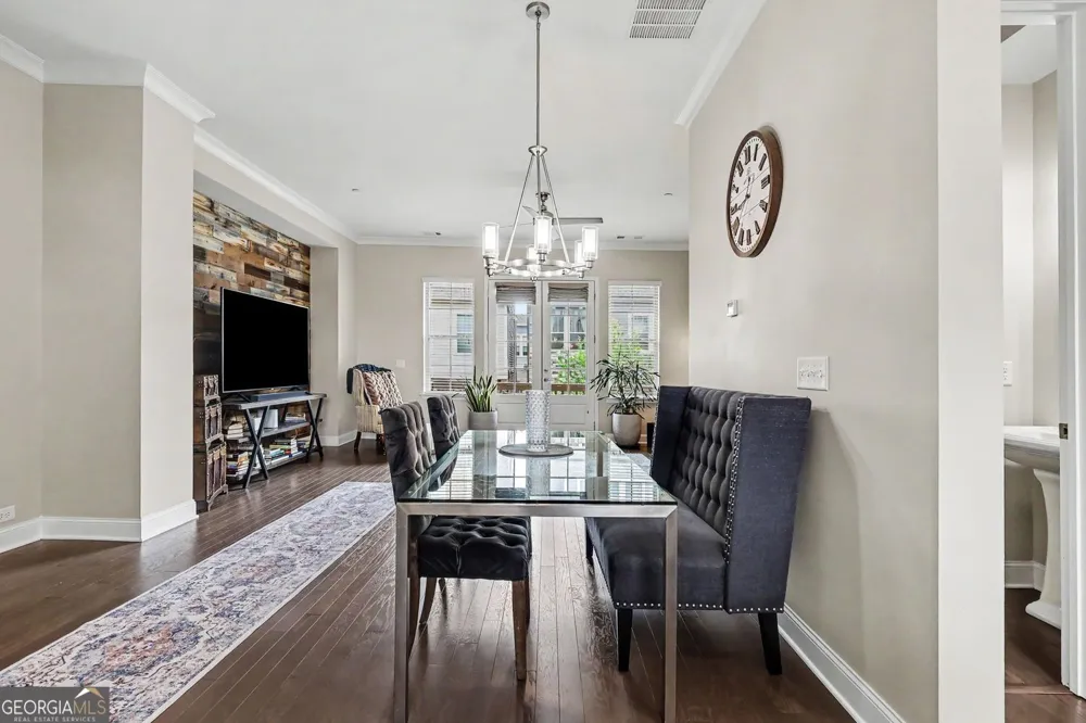 1056 Moorewood LN Smyrna, GA 30080
