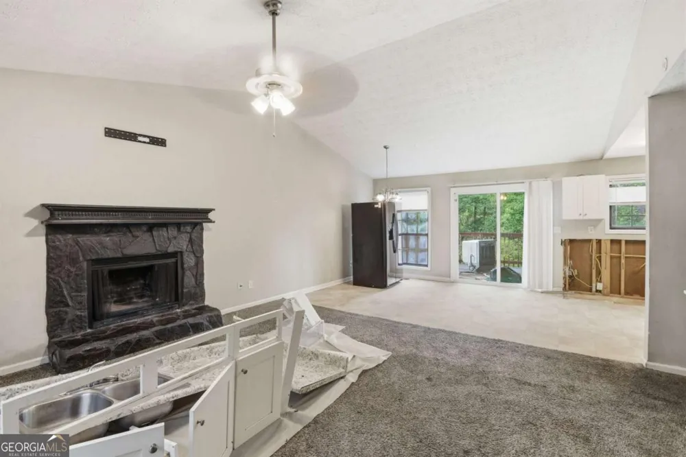 1648 Olde Oak DR Lithia Springs, GA 30122