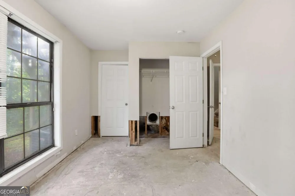 1648 Olde Oak DR Lithia Springs, GA 30122