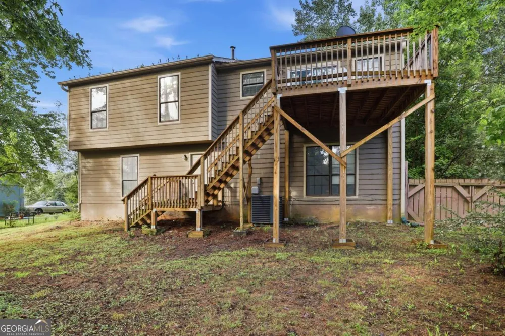 1648 Olde Oak DR Lithia Springs, GA 30122
