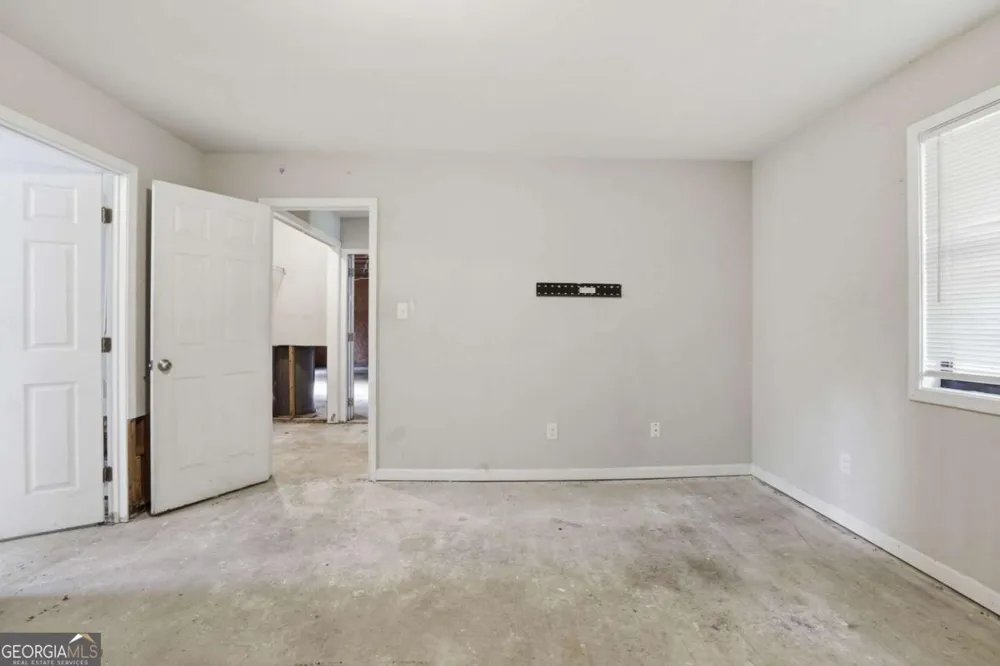 1648 Olde Oak DR Lithia Springs, GA 30122