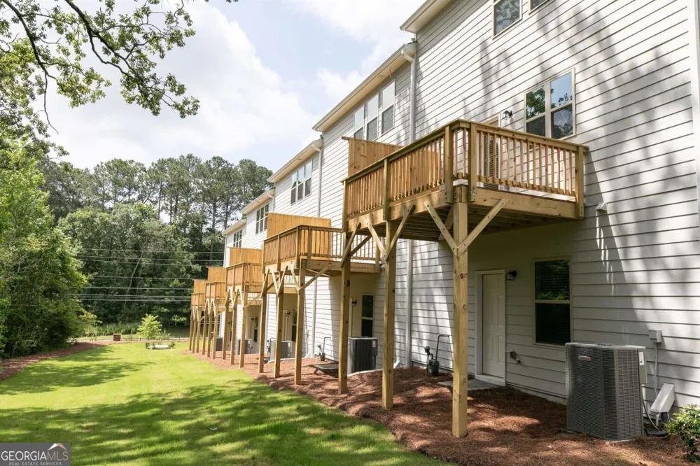 1515 Brantin DR Lawrenceville, GA 30043