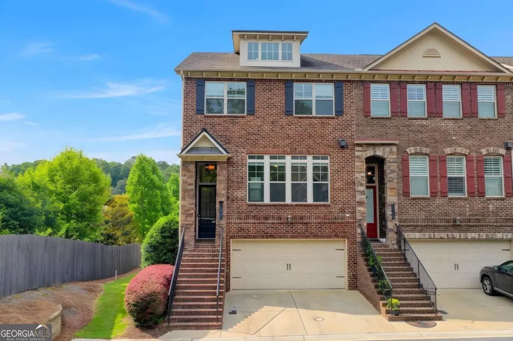 2154 Prestwick CT Atlanta, GA 30319