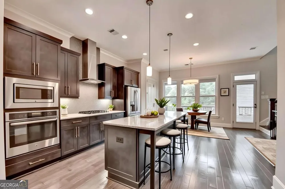 2154 Prestwick CT Atlanta, GA 30319