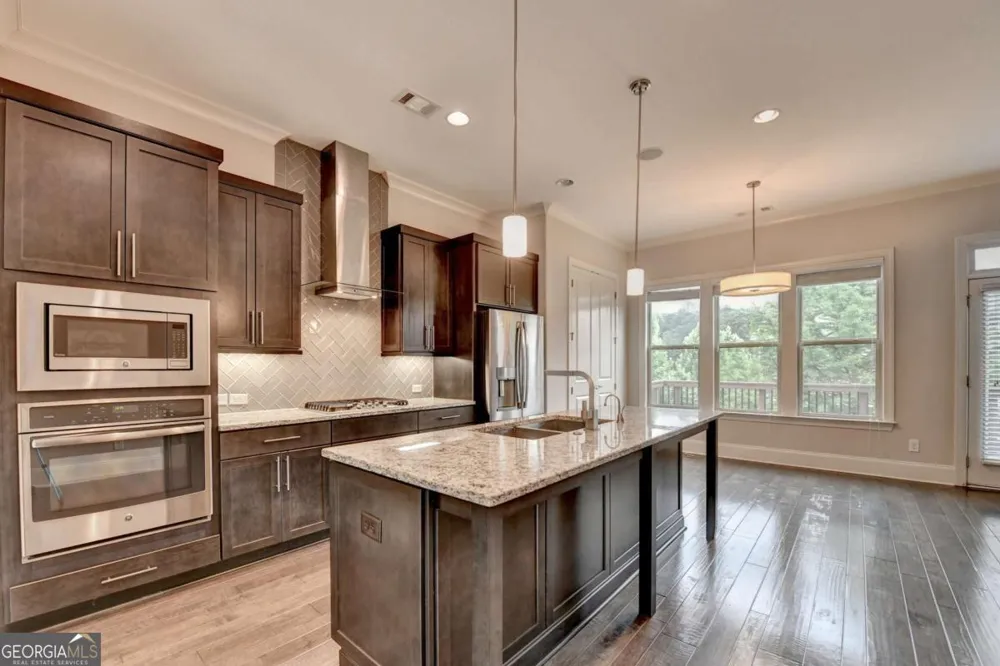 2154 Prestwick CT Atlanta, GA 30319