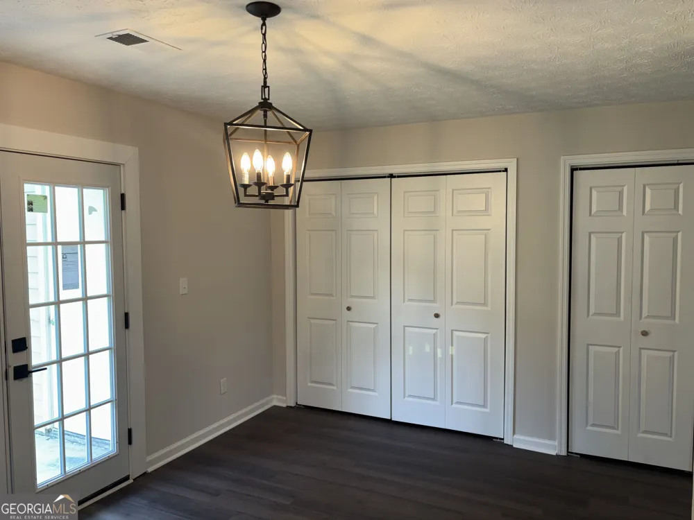 1731 Hunting Creek DR SE Conyers, GA 30013