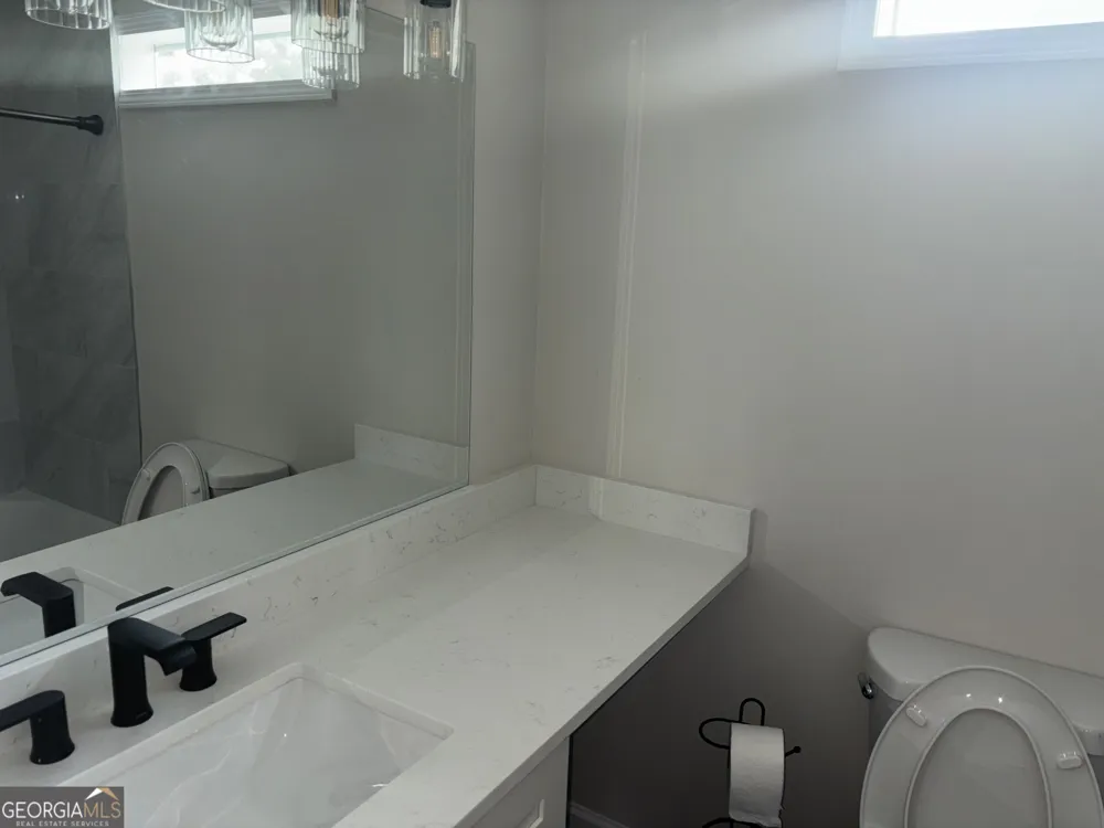 1731 Hunting Creek DR SE Conyers, GA 30013