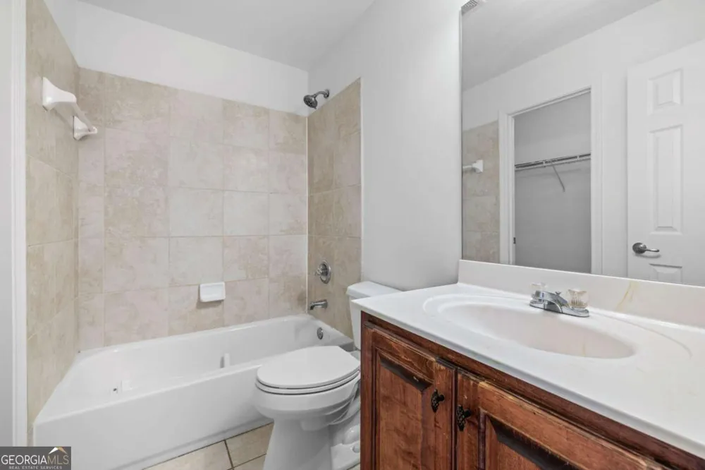 1475 Boomer CIR Suwanee, GA 30024