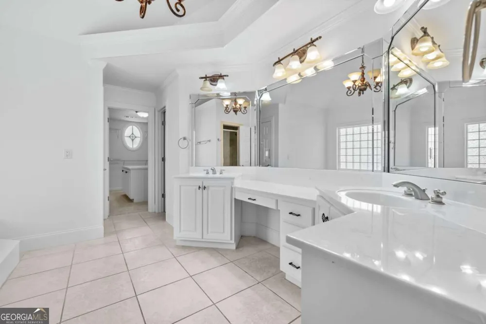 1475 Boomer CIR Suwanee, GA 30024