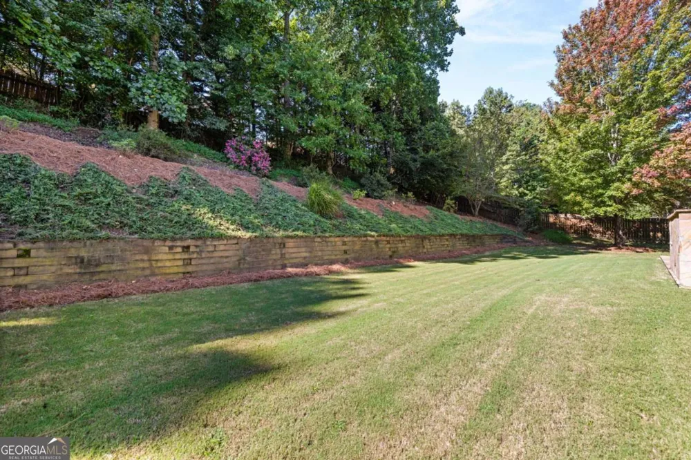 1475 Boomer CIR Suwanee, GA 30024