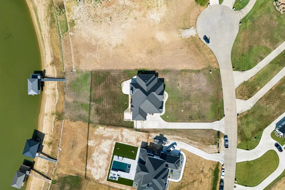 1809 Laguna S Pelican Bay, TX 76020