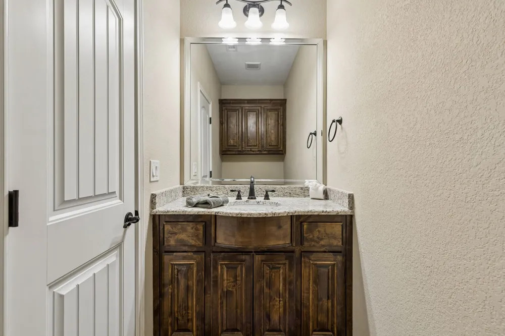 1809 Laguna S Pelican Bay, TX 76020