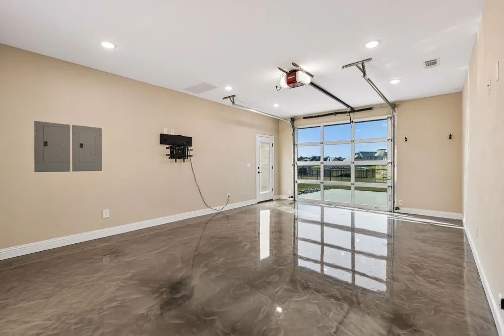 1809 Laguna S Pelican Bay, TX 76020