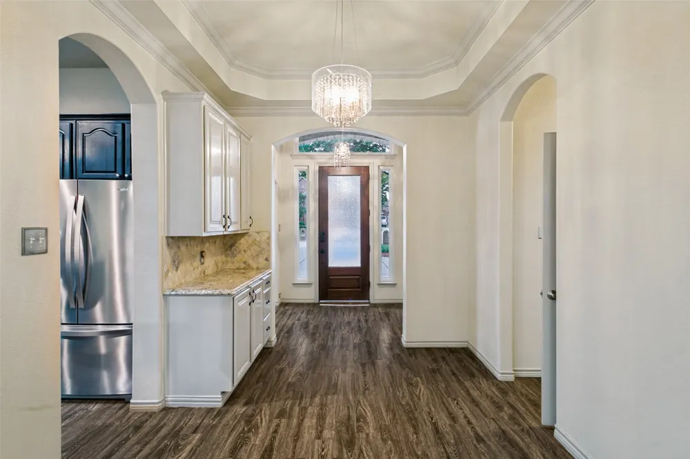 2212 Creek Crossing Drive Corinth, TX 76210