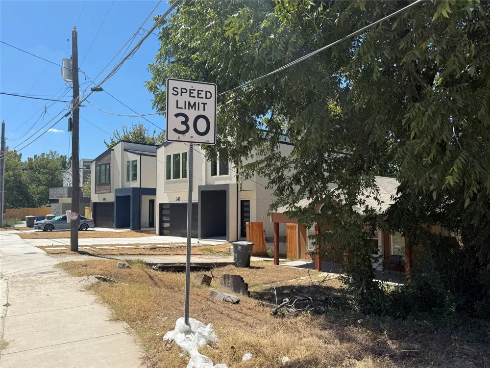333 Bonnie View Road Dallas, TX 75203