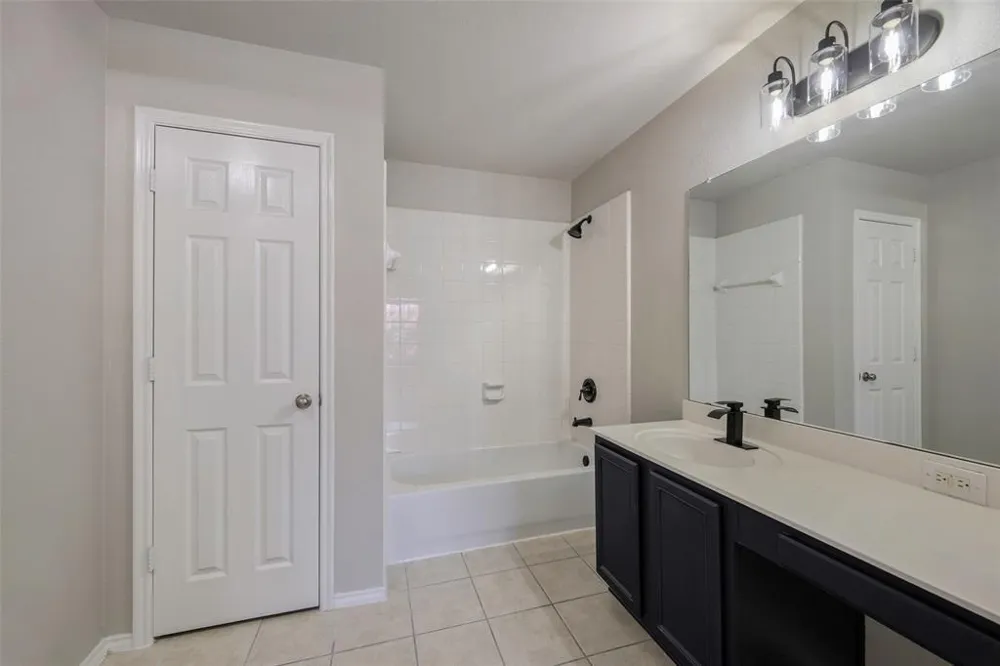 4152 Kyndra Circle Richardson, TX 75082