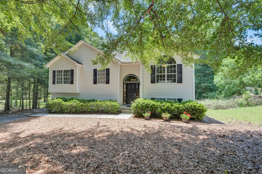 132 McKenzie CT Stockbridge, GA 30281