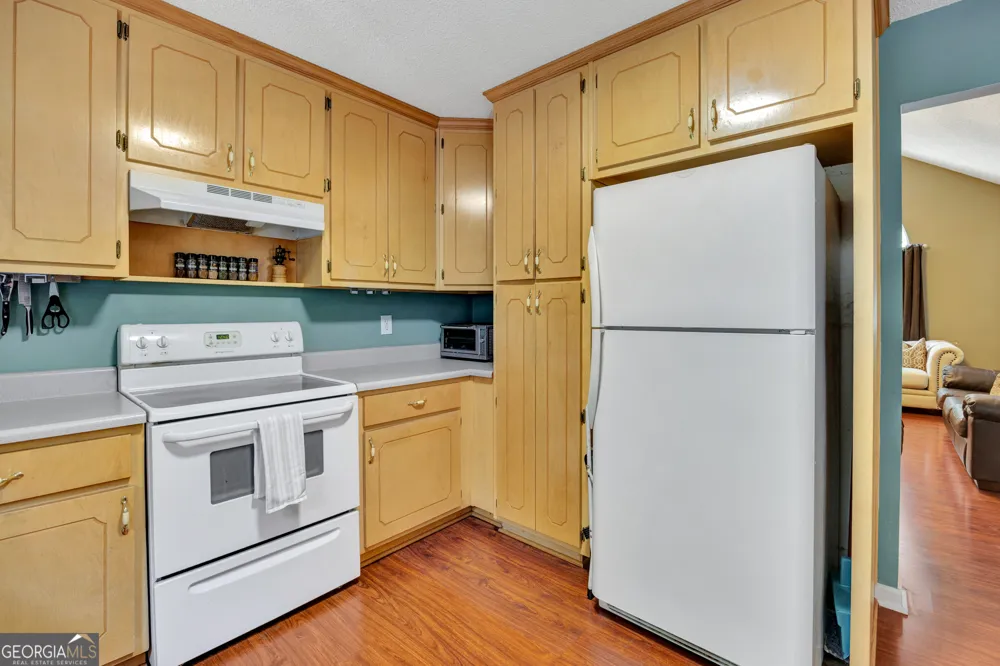 132 McKenzie CT Stockbridge, GA 30281