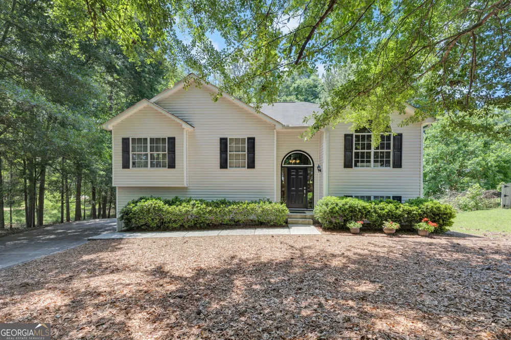 132 McKenzie CT Stockbridge, GA 30281