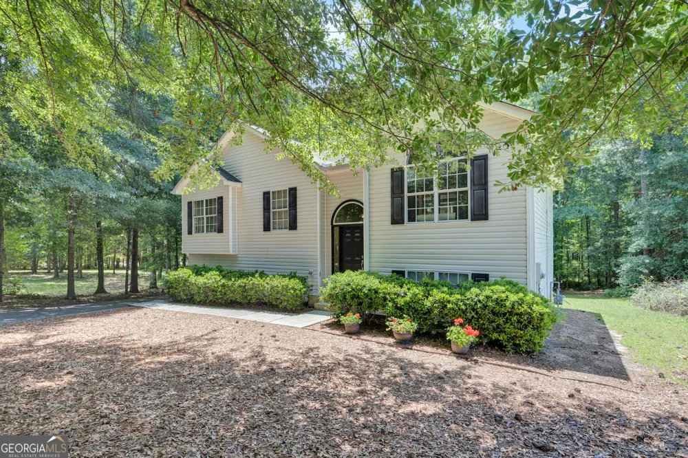 132 McKenzie CT Stockbridge, GA 30281