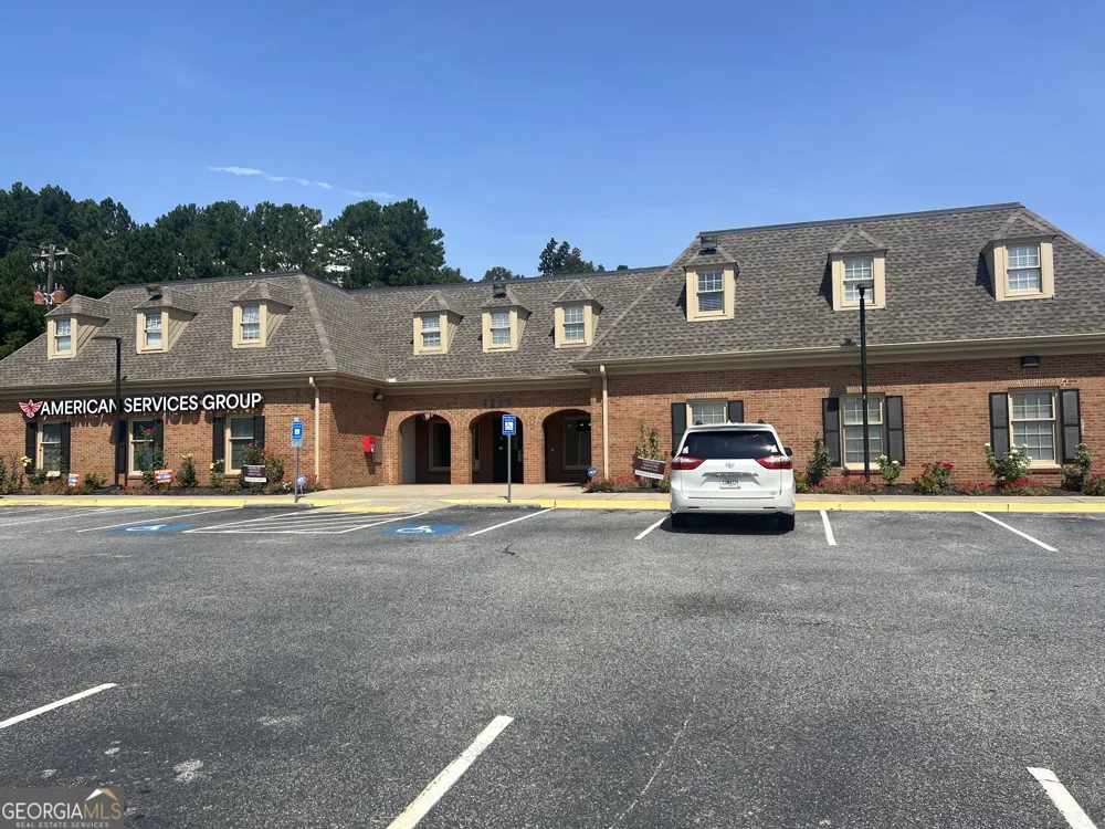 4265 Lawrenceville HWY NW Lilburn, GA 30047