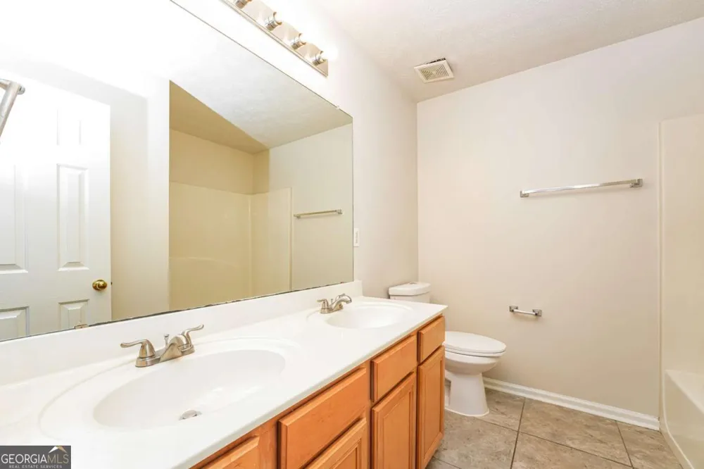 827 Shadow Lake DR Lithonia, GA 30058