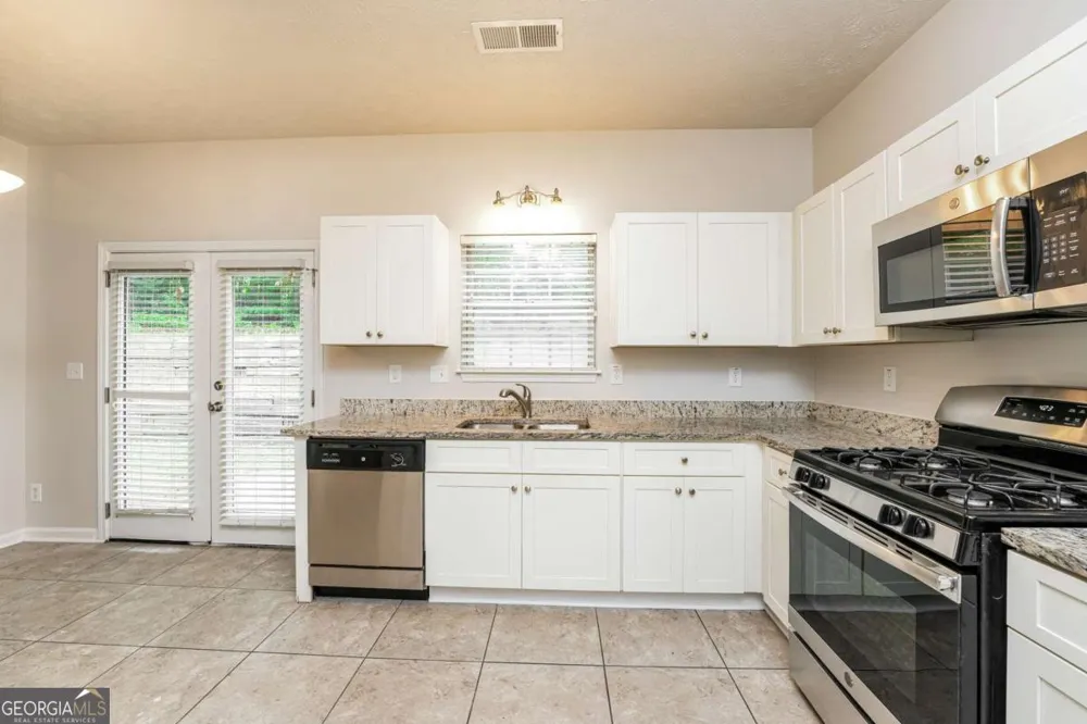 827 Shadow Lake DR Lithonia, GA 30058