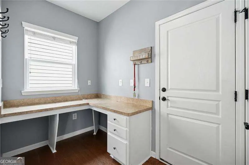 713 Lorimore PASS Canton, GA 30115