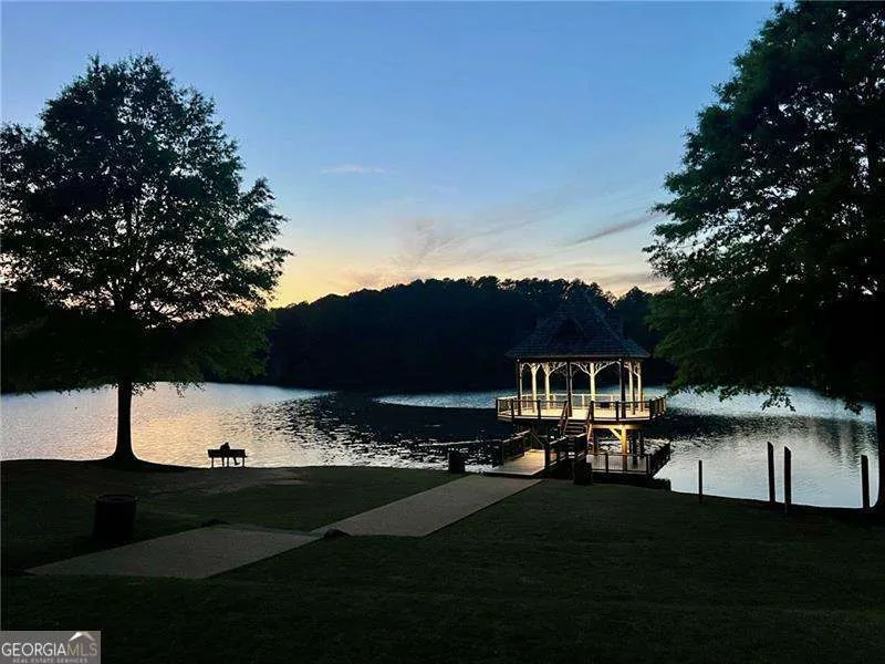 713 Lorimore PASS Canton, GA 30115