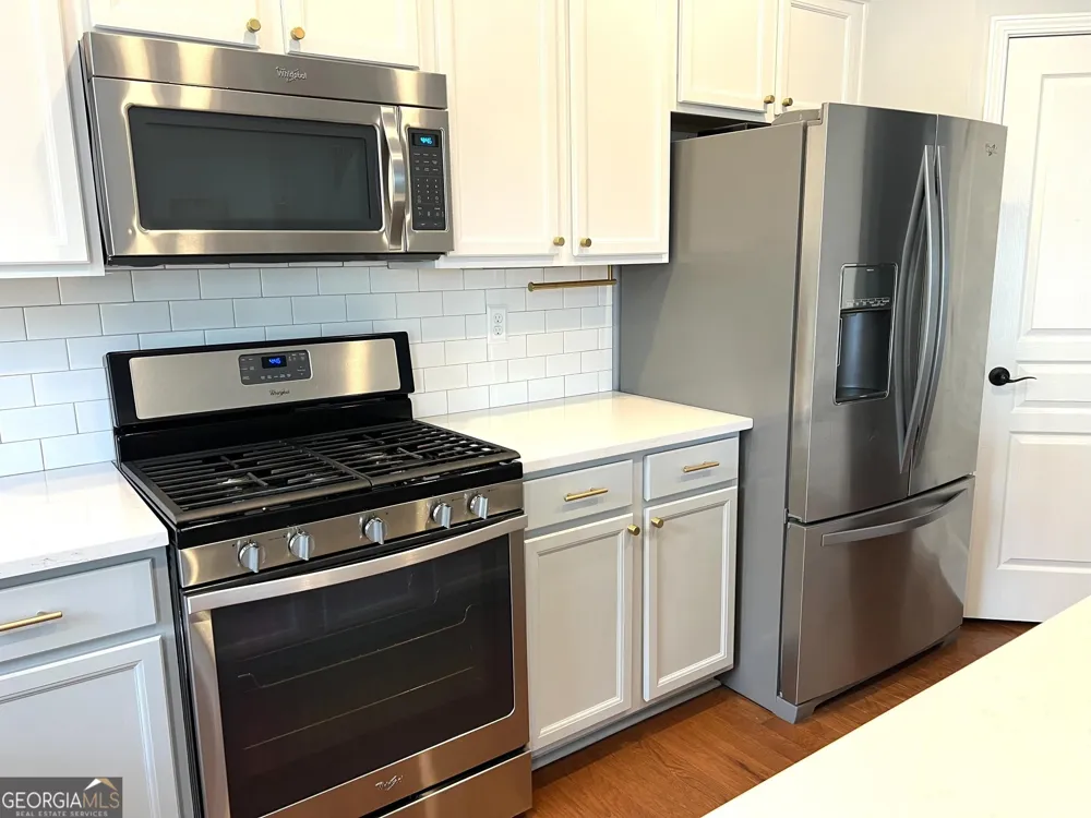 713 Lorimore PASS Canton, GA 30115