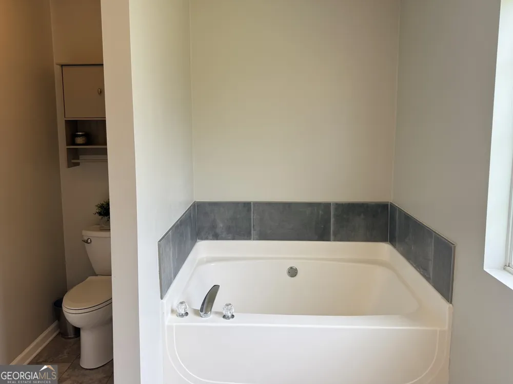 202 Shannon CT Thomaston, GA 30286