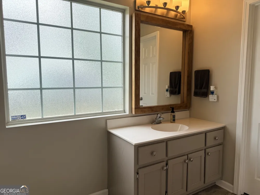 202 Shannon CT Thomaston, GA 30286