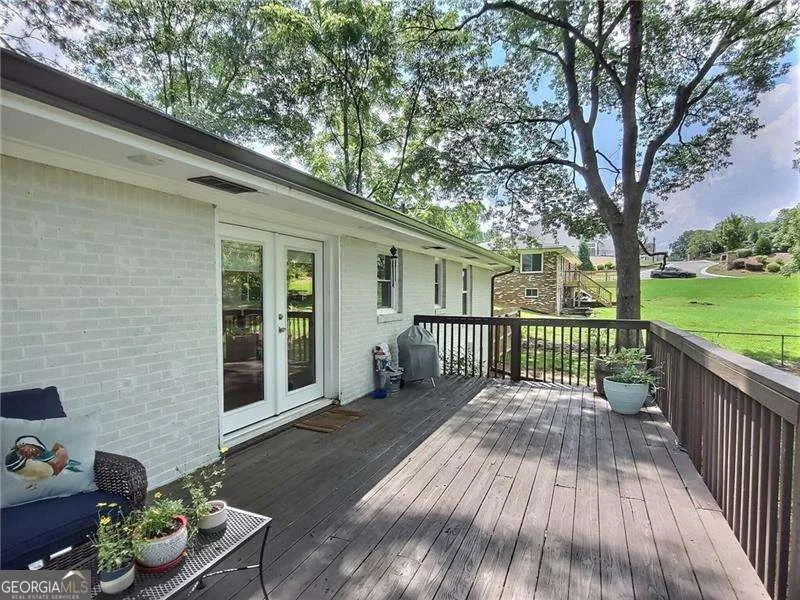 3296 Old Concord RD SE Smyrna, GA 30082