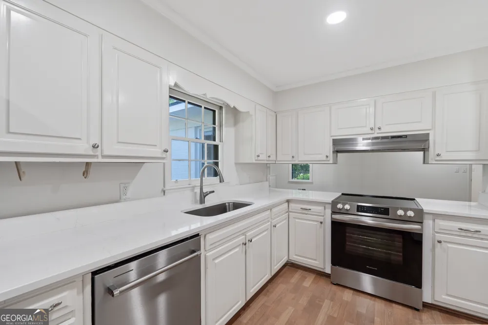 223 Brookwood DR Dublin, GA 31021