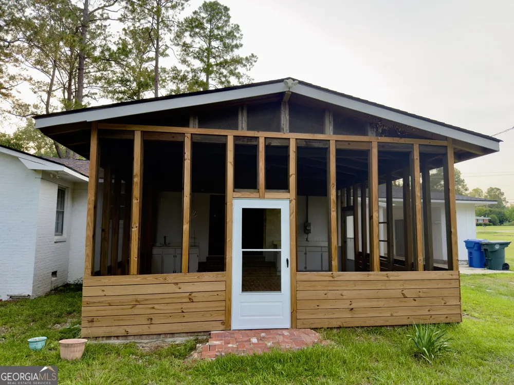 223 Brookwood DR Dublin, GA 31021