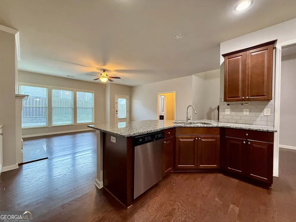 5115 Breezewood CIR Alpharetta, GA 30004