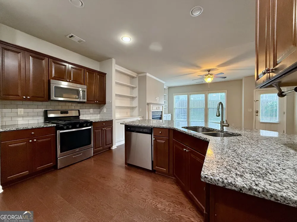 5115 Breezewood CIR Alpharetta, GA 30004