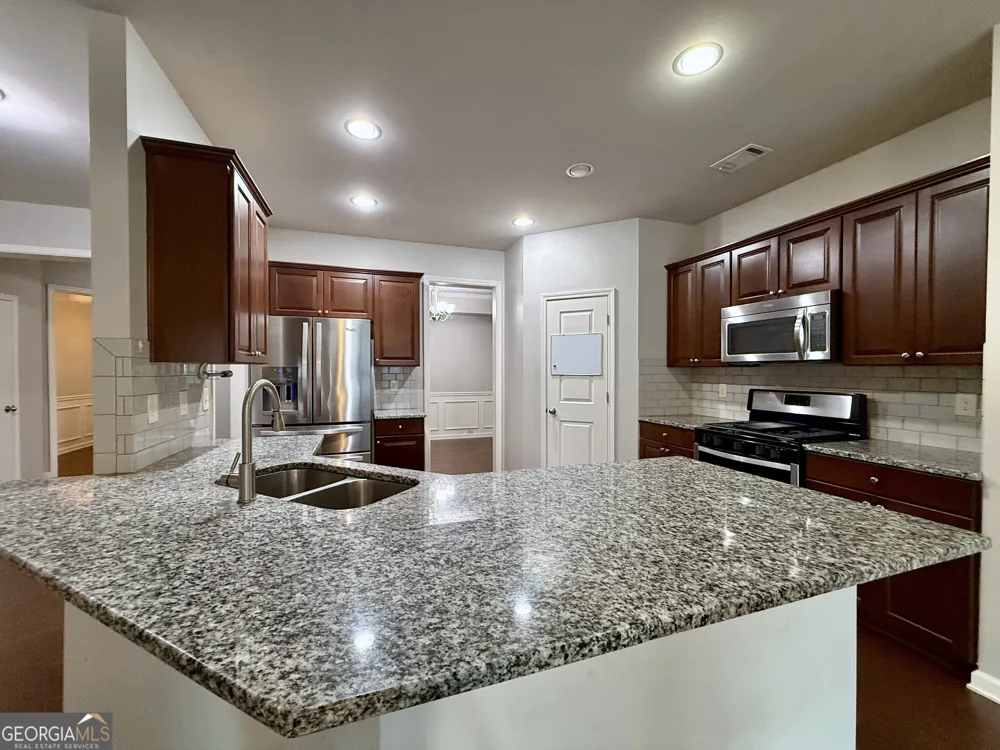 5115 Breezewood CIR Alpharetta, GA 30004