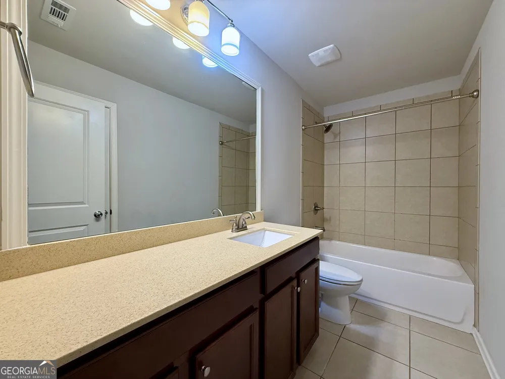 5115 Breezewood CIR Alpharetta, GA 30004