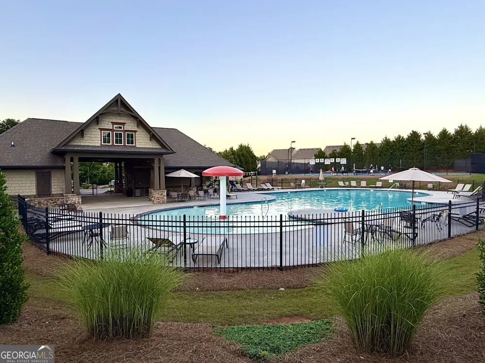 5115 Breezewood CIR Alpharetta, GA 30004