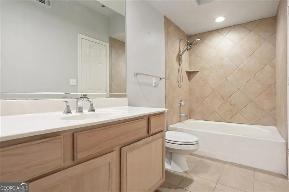 3777 Peachtree RD NE Atlanta, GA 30319